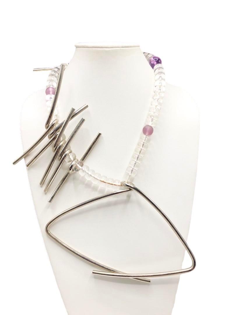 Authentic Etro Avant Garde Futuristic Clear Lucite Bead: Brand: Etro Category: Necklace Fastening: Unique sliding clasp. Style: Beaded Materials: Plastic & Metal Size: Hallmark: Yes, hang tag Other Remarks: All Bidhaus items come with a 100% money-back auth