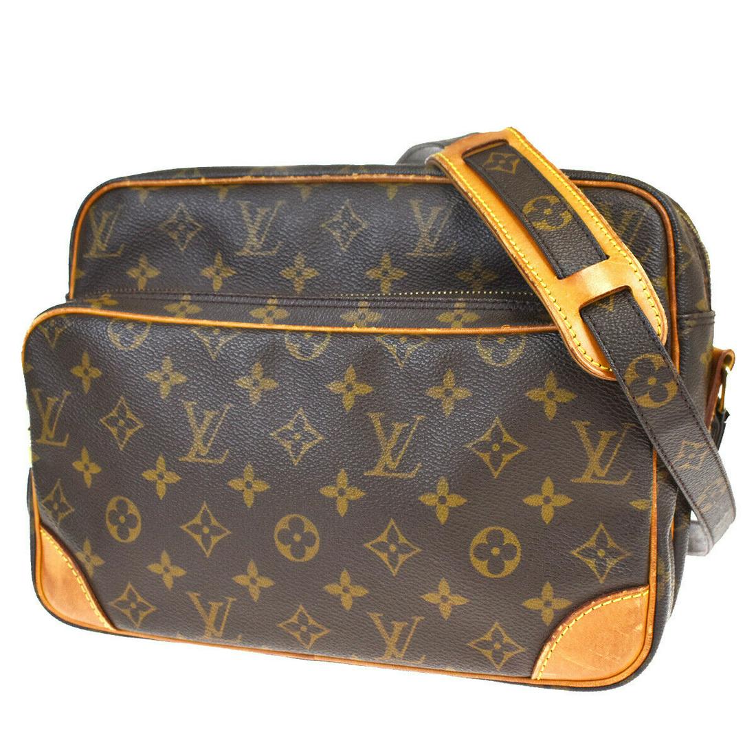 Authentic LOUIS VUITTON LEATHER Monogram , Leather: Brand: LOUIS VUITTON Material: Monogram , Leather Style: Shoulder Bag Color: Brown Size(inch): W 10.6 x H 7.9 x D 4.7 "(approx.) Country of Origin: France Come with: - All Bidhaus items come with a 10
