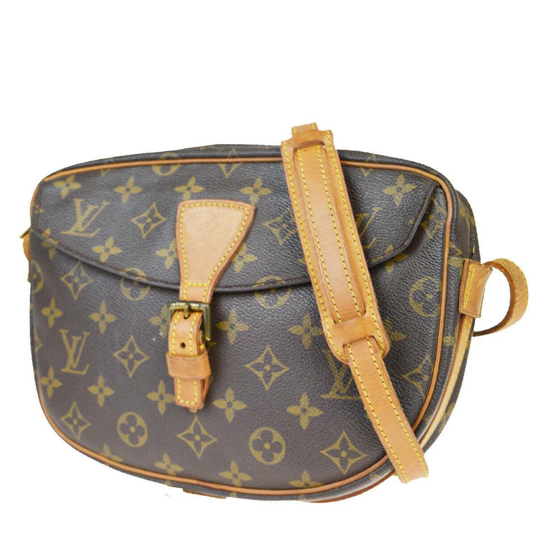 Authentic LOUIS VUITTON LEATHER Monogram Leather: Brand: LOUIS VUITTON Material: Monogram Leather Style: Shoulder bag Color: Brown Size(inch): W 9.8 x H 7.1 x D 2 "(approx.) Country of Origin: France Come with: - All Bidhaus items come with a 100% mo