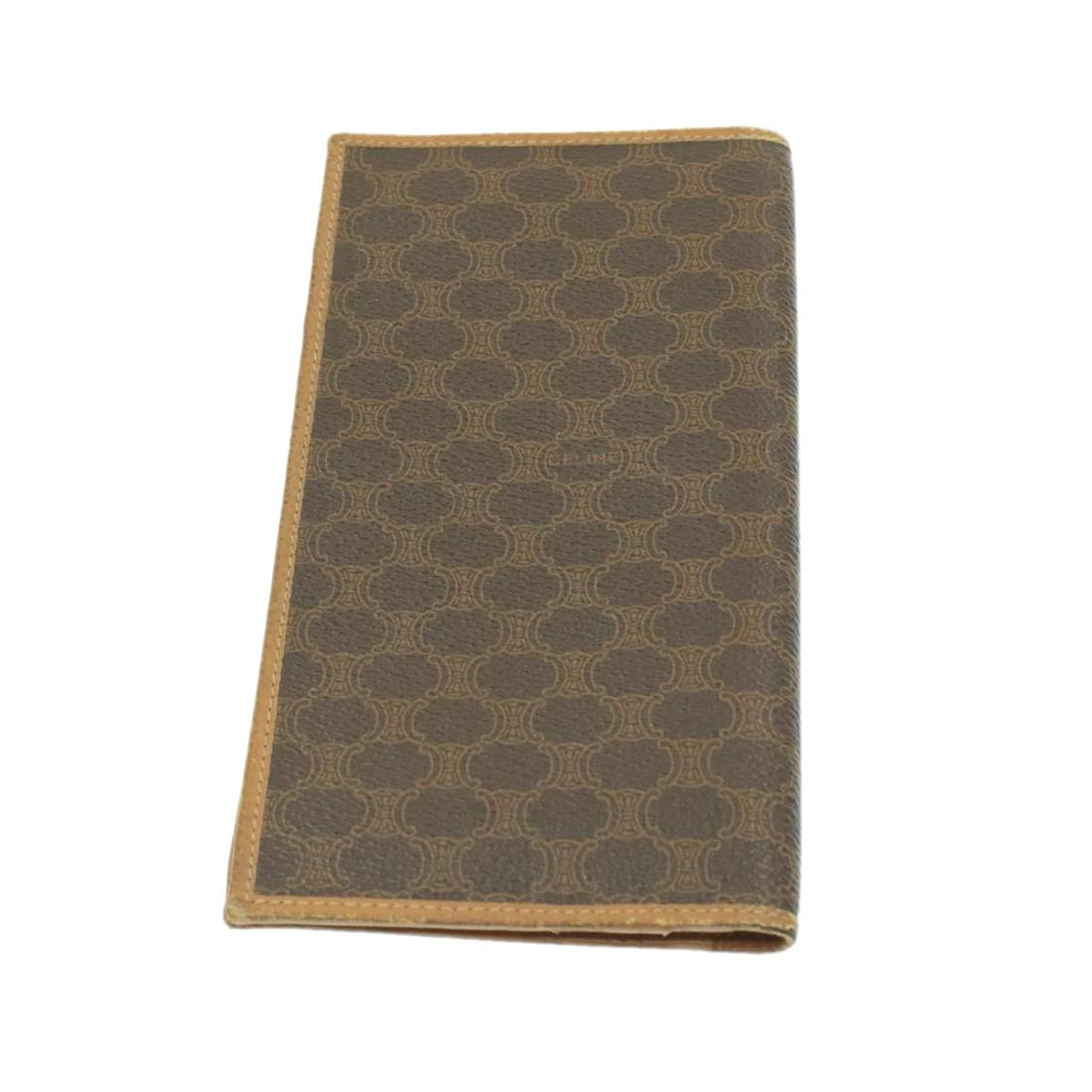 Authentic CELINE PVC Leather Long Wallet: Brand: CELINE Material: PVC Leather Style: Long Wallet Color: Brown Size(inch): - Country of Origin: Italy Accessory: There is no item box and dust bag. We will send only the item which is put in the