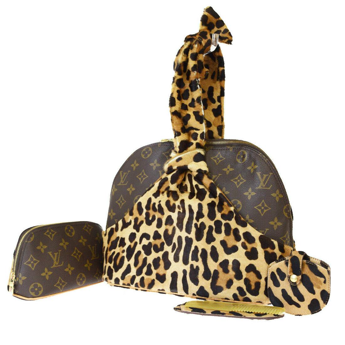 Authentic LOUIS VUITTON ALMA Monogram , Leather, Calf: Brand: LOUIS VUITTON Material: Monogram , Leather, Calf Skin Fur Leather Style: Hand Bag Color: Brown Size(inch): W 11 x H 8.7 x D 5.5 "(approx.) Country of Origin: France Come with: Pouch,Hair brush,