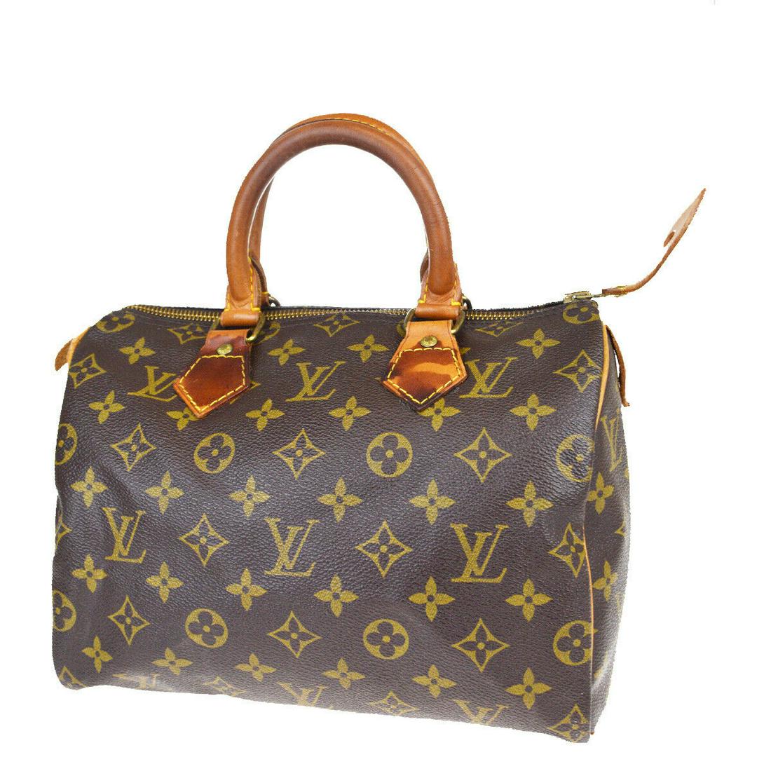 Authentic LOUIS VUITTON SPEEDY 25 Monogram Leather Hand: Brand: LOUIS VUITTON Material: Monogram leather Style: Hand Bag Color: Brown Size(inch): W 9.8 x H 6.7 x D 5.1 "(approx.) Country of Origin: - Come with: - All Bidhaus items come with a 100% money-bac
