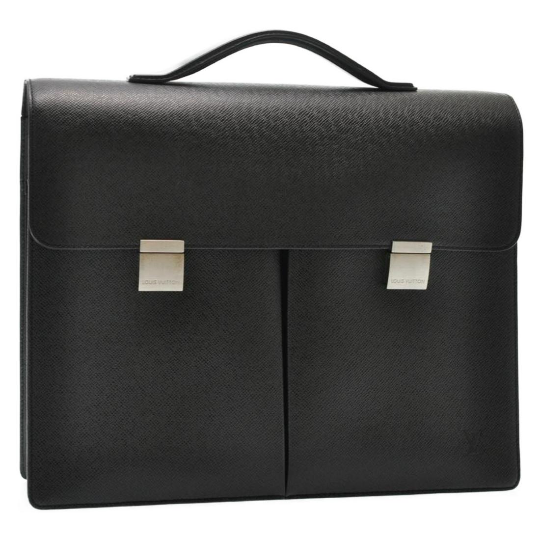 Authentic LOUIS VUITTON Taiga Leather Briefcase: Brand: LOUIS VUITTON Material: Taiga Leather Style: Briefcase Color: Gray Size(inch): W14.96 x H12.59 x D3.54inch(Approx) Country of Origin: France Accessory: There is no item box and dust bag. We wil