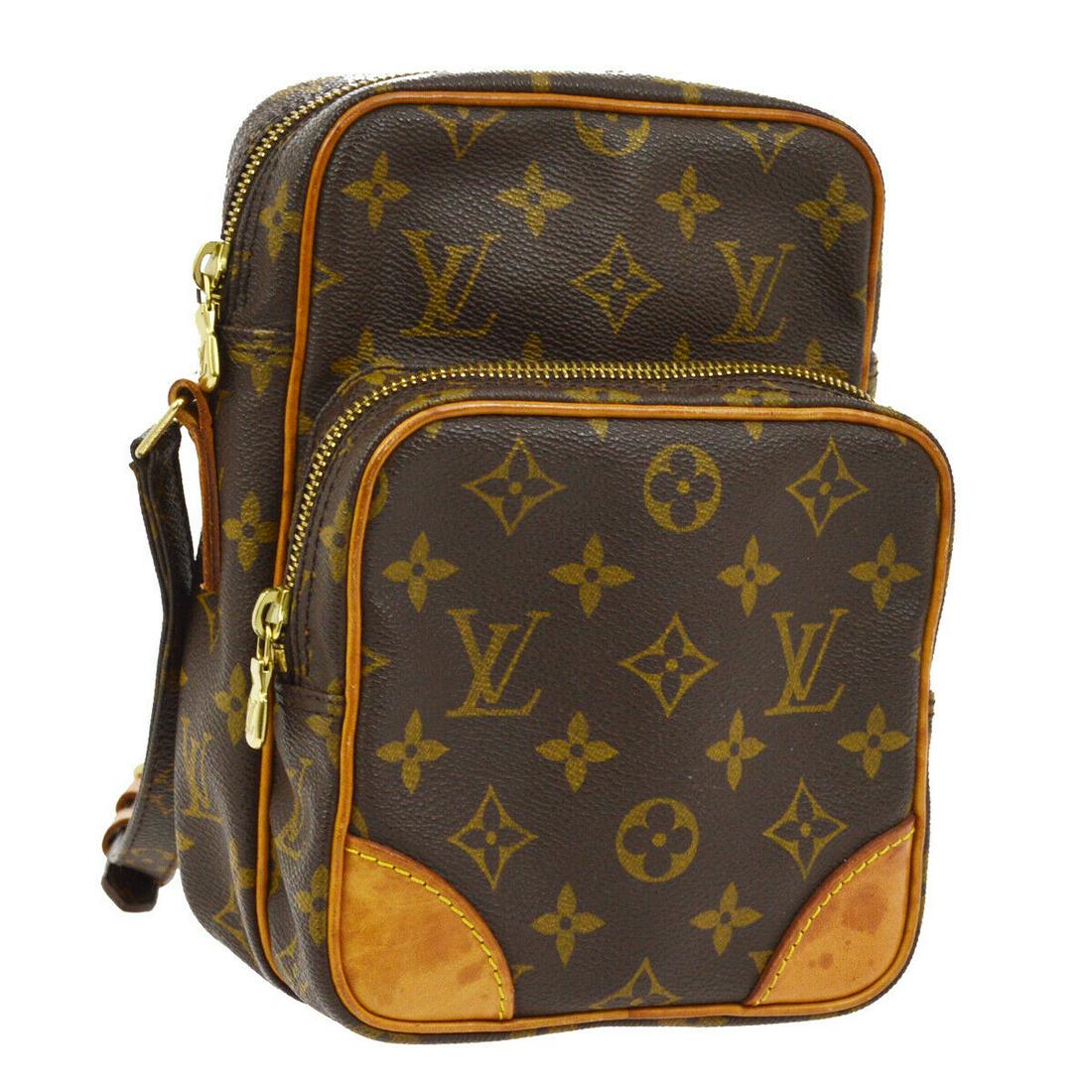 Authentic LOUIS VUITTON Monogram Canvas, Leather: Brand: LOUIS VUITTON Material: Monogram Canvas, Leather Style: Shoulder Bag Color: Brown Size(inch): W5.9 x H8.5 x D3.5 " / Strap Drop: 17.7-21.3 Size(inch): W 5.9 x H 8.5 x D 3.5 "Strap Drop. 17.7 - 