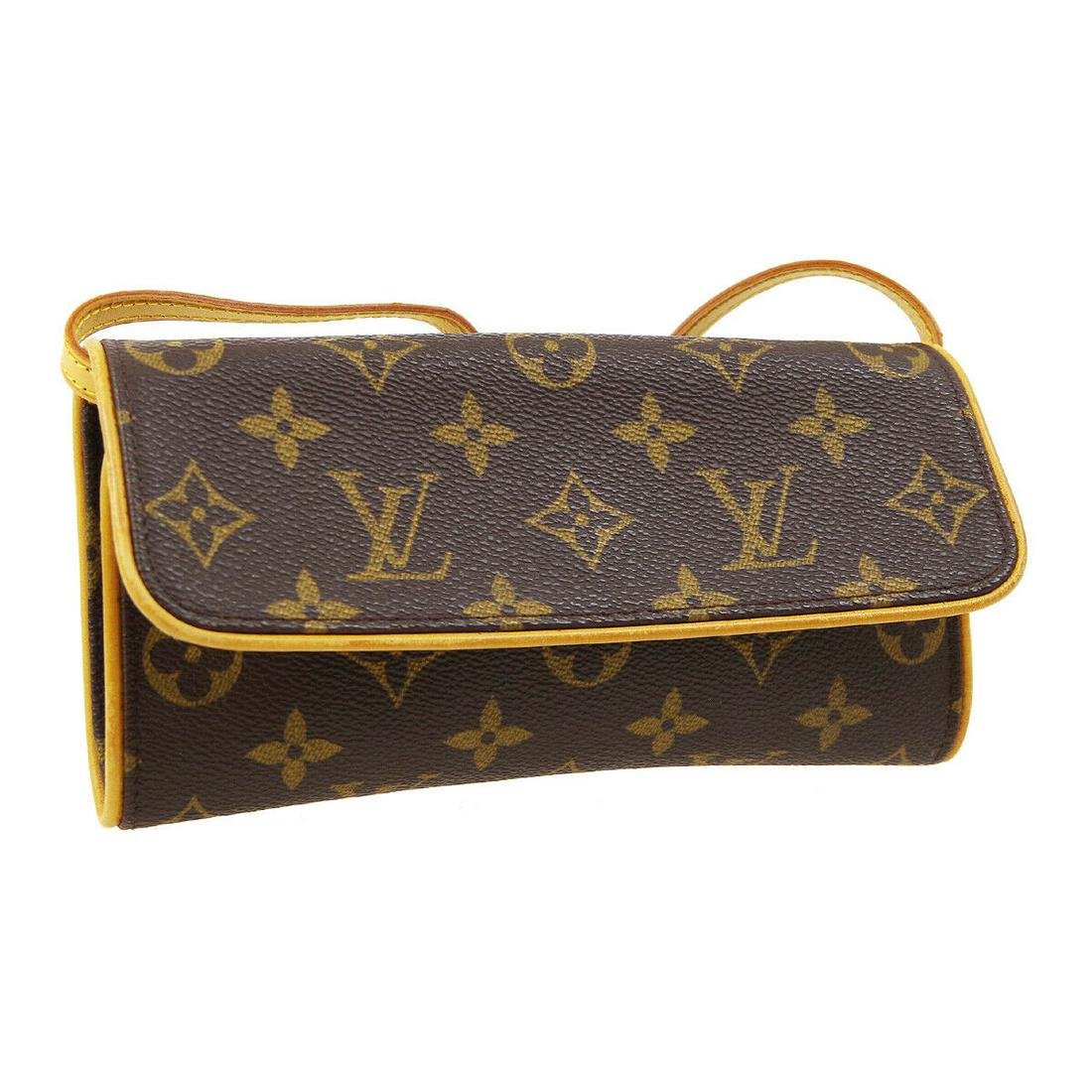 Authentic LOUIS VUITTON Monogram Canvas, Leather: Brand: LOUIS VUITTON Material: Monogram Canvas, Leather Style: Crossbody Color: Brown Size(inch): W7.5 x H3.9 x D2.5 " Size(inch): W 7.5 x H 3.9 x D 1.0 "Strap Drop. 20.1 " Country of Origin: Spain Co
