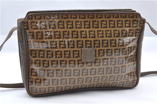 Authentic FENDI PVC Shoulder Bag: Brand: FENDI Material: PVC Style: Shoulder Bag Color: Brown Size(inch): W10.6 x H7.7 x D2" / Strap Drop 19.7-23.8"(Approx) Country of Origin: Italy Accessory: There is no ItemBox and DustBag.We will s