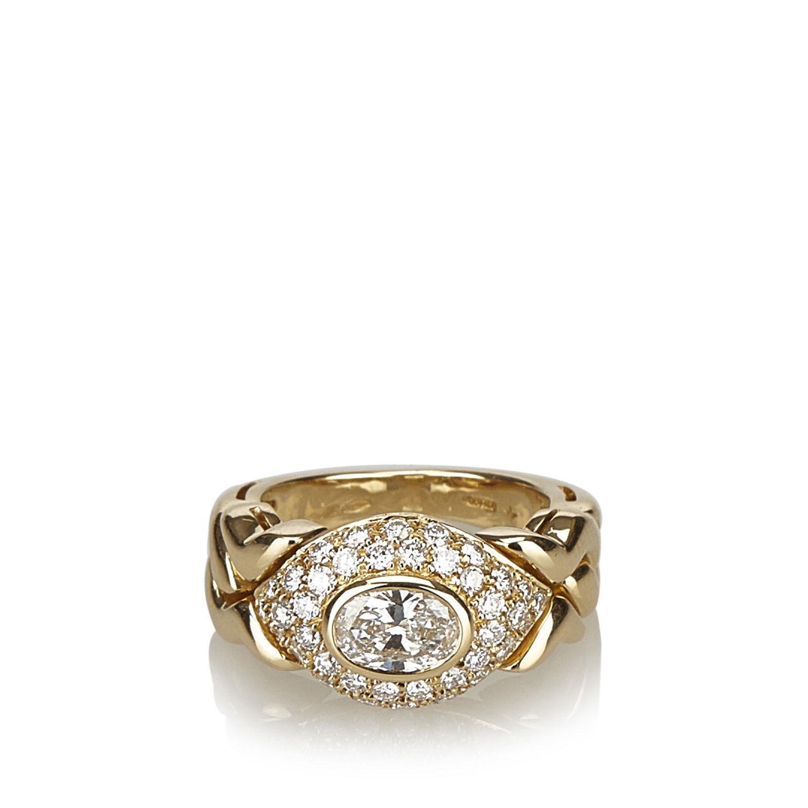 Authentic Bvlgari 18K Diamond Ring: This ring features a 18K yellow gold hardware and a 0.5 carat oval diamond at head. Weight about 9.7 g. Brand: Bvlgari Model: 18K Diamond Ring Origin: ITALY Category: Ring Color: Gold Style: Others Ma