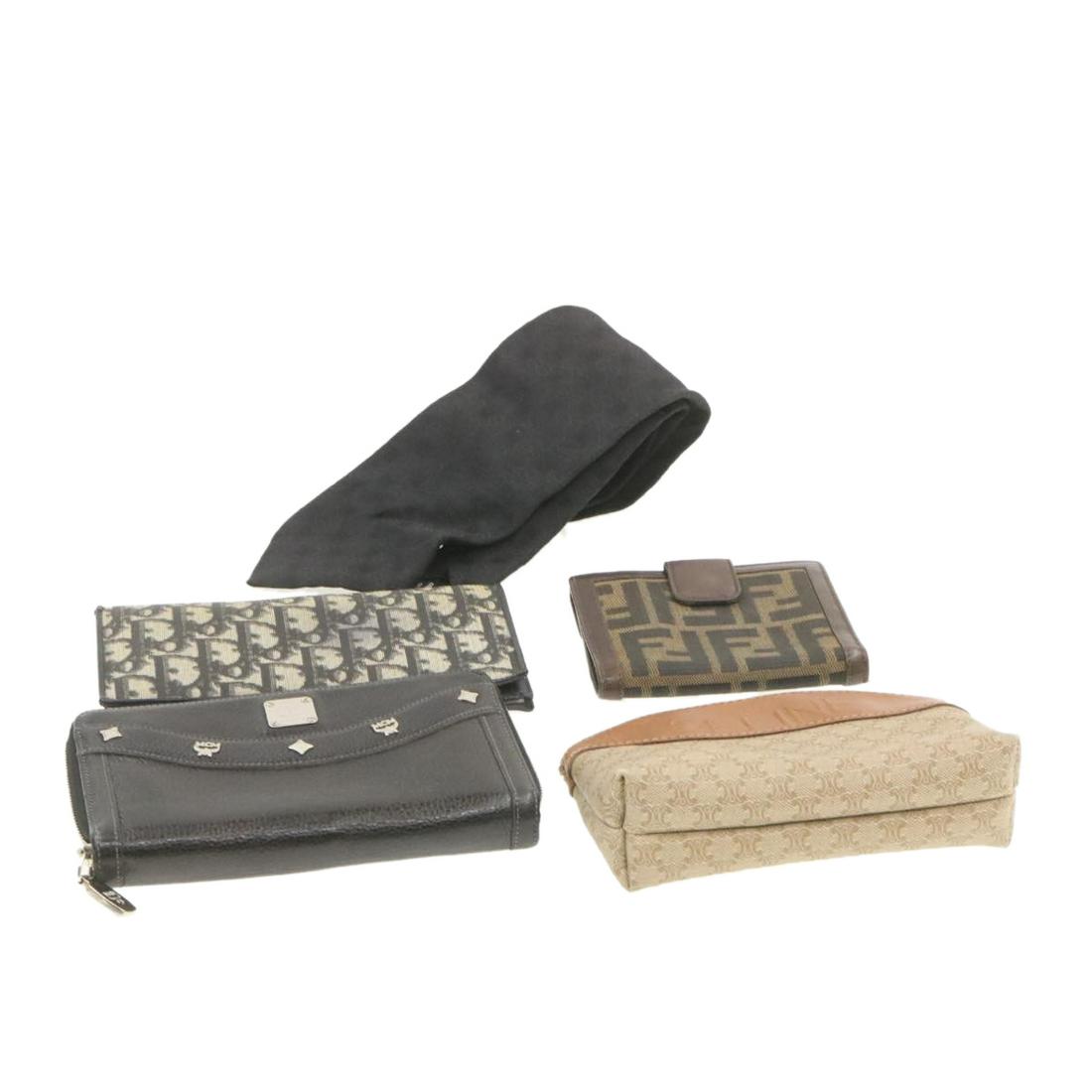 Authentic GUCCI FENDI CELINE Dior MCM Wallet Pouch Tie: Brand: GUCCI / FENDI / CELINE / Dior / MCM Style: Wallet Material: - Color: Black/ Khaki/ Beige Made In: - Size (Inches): - Exterior Condition: PVC Leather : lose shape rubbing Leather :