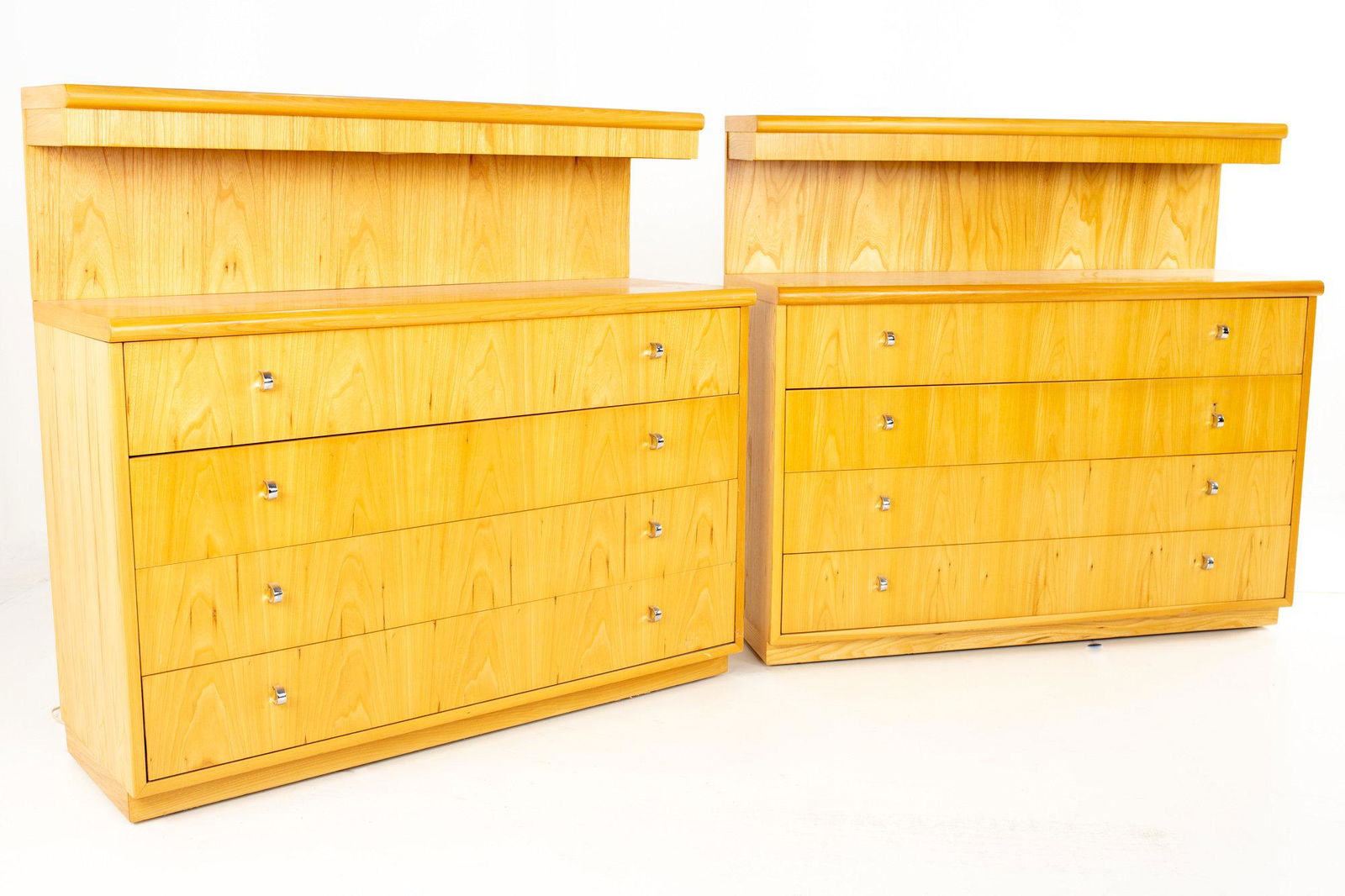 Jack Cartwright for Founders Mid Century Lighted Blonde: Jack Cartwright for Founders Mid Century Lighted Blonde Maple 4 Drawer Low Dresser Chest - Pair Each chest measures 43.5 wide x 15.75 deep x 40.5 high See Terms & Conditions or contact us for shipping