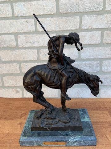 End of the Trail by James Earle Fraser Bronze Sculpture: End of the Trail by James Earle Fraser Bronze Sculpture * * The end of Trail * * is a figure that became a well-known symbol of the Wild West. This figure was created in the year 1915 as a monumental