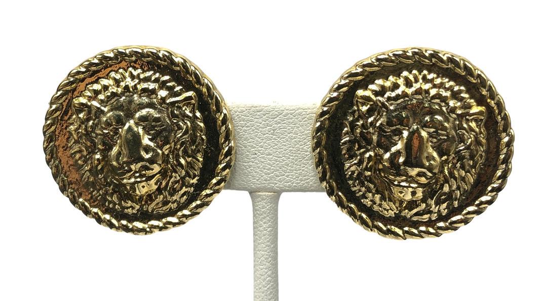Authentic Gianni Versace Round Lion Earrings: Brand: Gianni Versace Porfumi Style: Button Hallmark:: Yes Fastening: Clip On Category: Earrings Materials: Costume Jewelry Size: Other Remarks: All Bidhaus items come with a 100% money-back authentic
