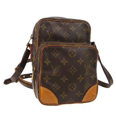 Authentic LOUIS VUITTON Monogram Messenger & Cross: Brand: LOUIS VUITTON Model: Monogram Messenger & Cross Body Country of Origin: France Material: Leather Color: Brown Size (Inch): W 5.9 x H 8.3 x D 3.5 " Strap Drop. 17.3 - 20.9 " Size (CM): W 15.0 x 