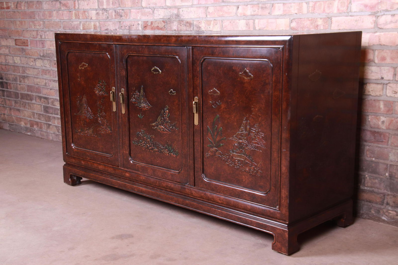 Authentic Mario Buatta for John Widdicomb Mid-Century: A gorgeous mid-century modern Hollywood Regency Chinoiserie sideboard credenza or bar cabinet By Mario Buatta for John Widdicomb USA Circa 1970s Faux tortoise shell finish with Asian nature scenes and