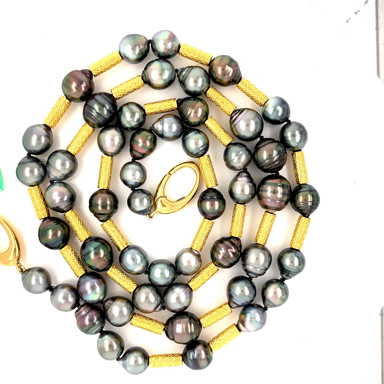 Assael Necklace: Jewelry Type : Necklace Jewelry Style : Fashion Metal Type : 18KY Metal Weight : 93.03 g Length : 36.00 Brand : Assael Side Stone 1 : Stone Type : Tahitian Pearl Side Stone 1 : Quantity : 51.00 Side S