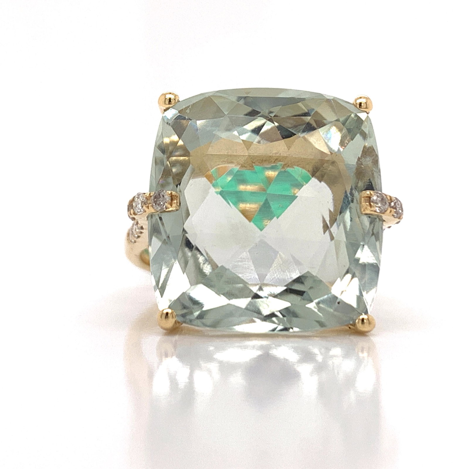 EFFY Ring: Jewelry Type : Ring Jewelry Style : Fashion Metal Type : 14KY Metal Weight : 6.72 g Brand : EFFY Center Stone : Stone Type : Amethyst Center Stone : Stone Weight : 16.70 Center Stone : Quantity : 1.00