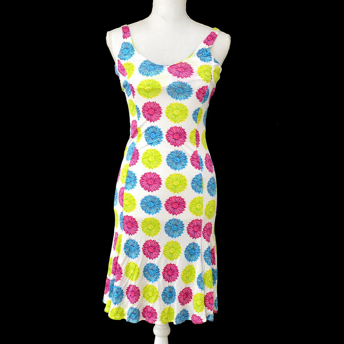 Authentic VERSACE A-Line Dress: Brand: VERSACE Model: A-Line Dress Country of Origin: Italy Material: 100% Rayon Color: White Size (Inch): :Notation size : # 38/24 Shoulder Width : 10.2 " / 26.0 cm Chest Width : 12.2 " / 3