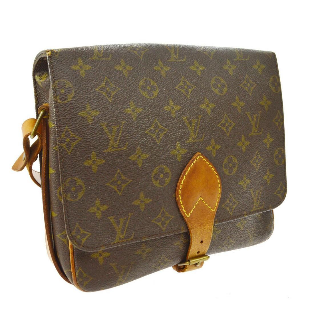 Authentic LOUIS VUITTON Monogram Crossbody Strap: Brand: LOUIS VUITTON Model: Monogram Crossbody Strap Country of Origin: France Material: Leather Color: Brown Size (Inch): W 9.8 x H 8.3 x D 3.0 " Strap Drop. 18.5 - 20.9 " Size (CM): W 25.0 x H 21.0 