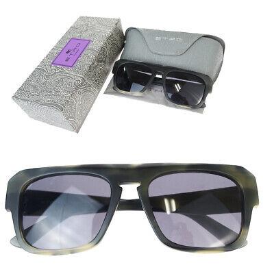 Authentic ETRO Sunglasses: Brand: ETRO Model: Sunglasses Country of Origin: Italy Material: Plastic Color: Black Size (Inch): W2.2X H1.6X D0"Size (CM): W5.5X H4X D0Cm All Bidhaus items come with a 100 % money-back authenticity