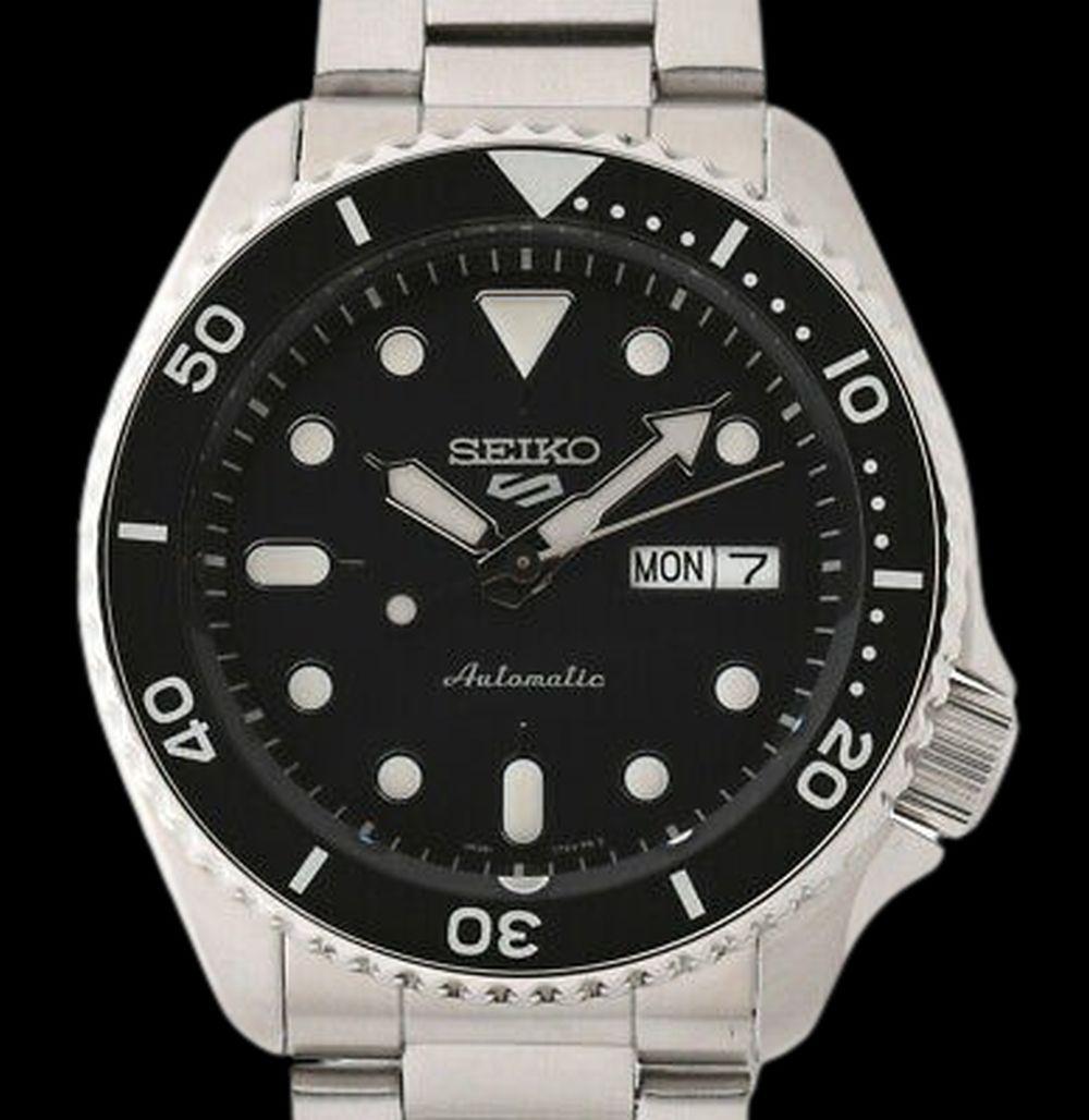 Authentic Seiko 5 Sports SBSA005 Automatic Stainless: Seiko 5 sports Model:: SBSA005 Model for overseas markets 4R36-07G0 Move: Automatic winding Three hands + day-date English / Latin display on days of the week Material: Stainless steel Glass: Hardlex 