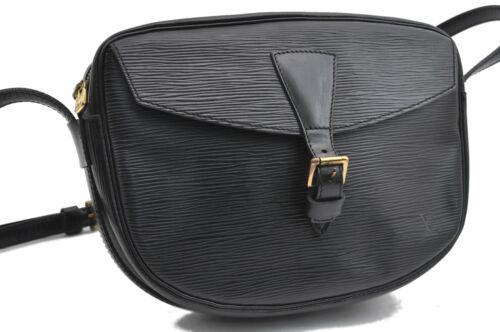 Authentic LOUIS VUITTON Shoulder Bag: Brand: LOUIS VUITTON Model: Shoulder Bag Country of Origin: France Material: Epi Leather Color: Black Bag Length: 10.2inches (26cm) Bag Height: 7.3inches (18.5cm) Bag Depth: 2.4inches (6cm) All Bidhau