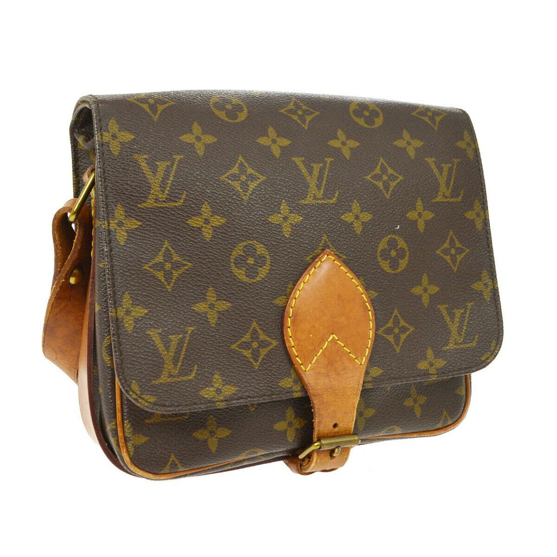 Authentic LOUIS VUITTON Monogram Messenger & Cross: Brand: LOUIS VUITTON Model: Monogram Messenger & Cross Body Country of Origin: France Material: Leather Color: Brown Size (Inch): W 8.3 x H 7.5 x D 2.8 " Strap Drop. 11.8 - 20.1 " Size (CM): W 21.0 x 
