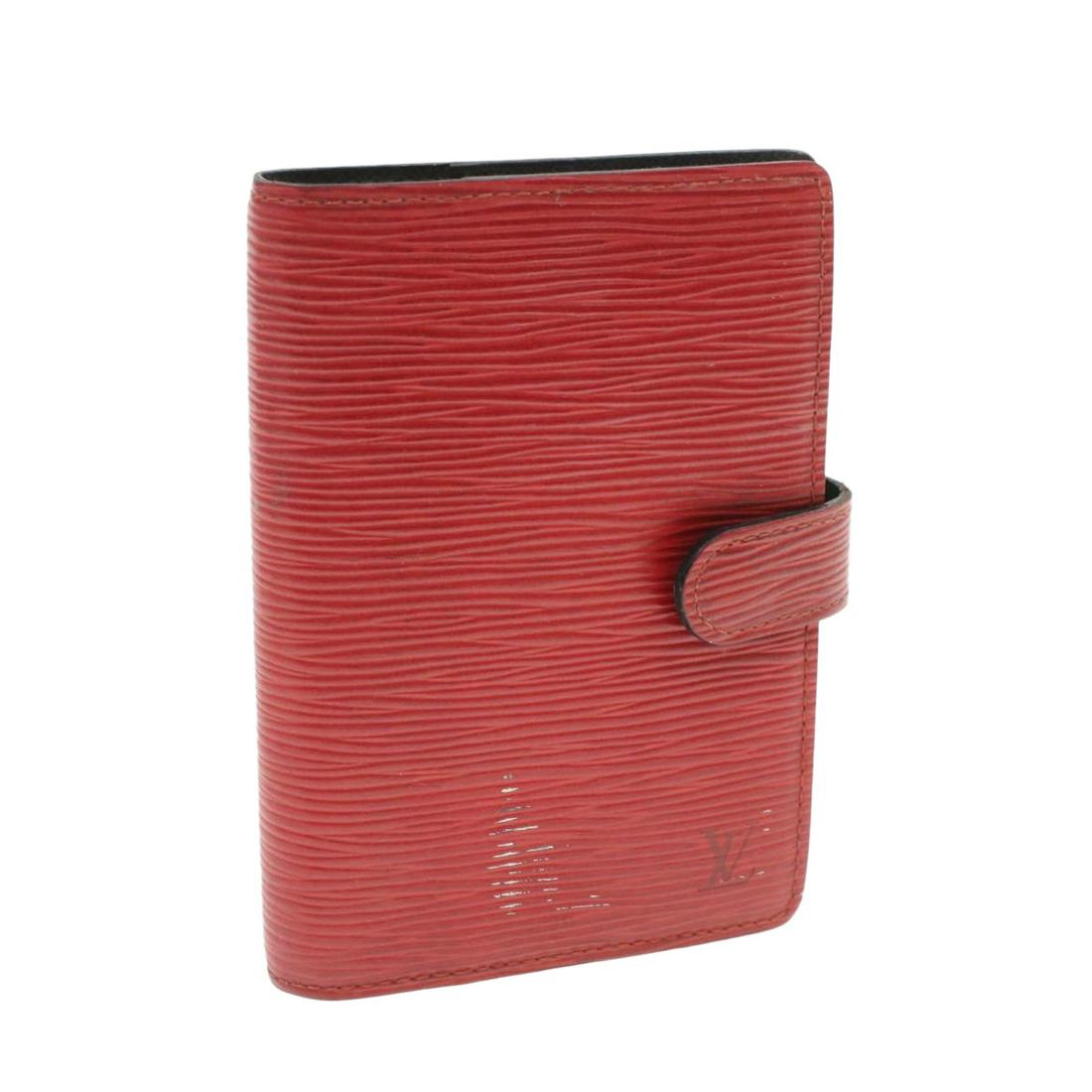 Authentic LOUIS VUITTON Epi Leather Day Planner Cover: Brand: LOUIS VUITTON Material: Epi Leather Style: Day Planner Cover Color: Red Size(inch): W3.9 x H5.7 x D0.6"(Approx) Country of Origin: Spain Accessory: There is no item box and dust bag. We will se