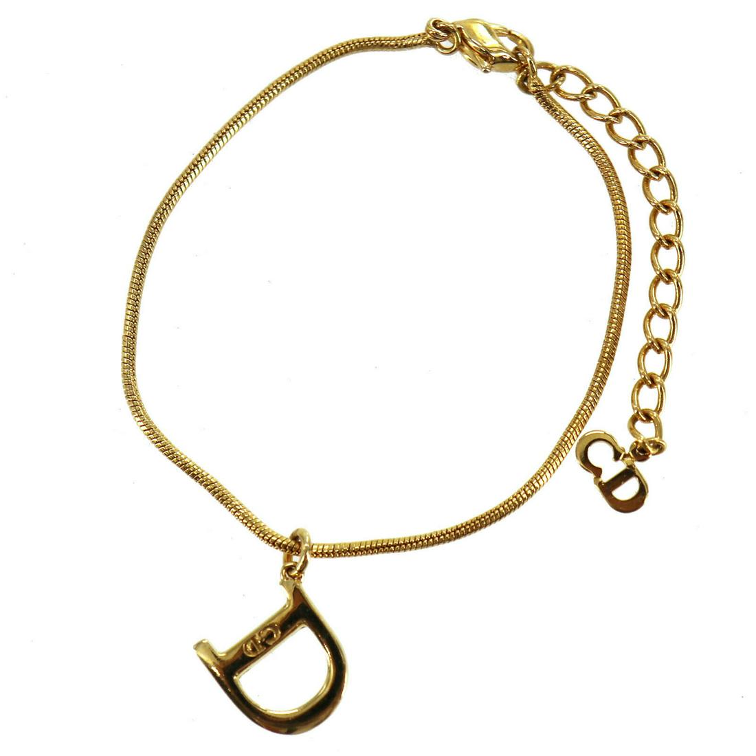 Authentic DIOR Chain: Brand: DIOR Model: Chain Country of Origin: Material: Gold-Plated Color: Gold All Bidhaus items come with a 100 % money-back authenticity guarantee. ALL SALES ARE FINAL. Please refer to images careful