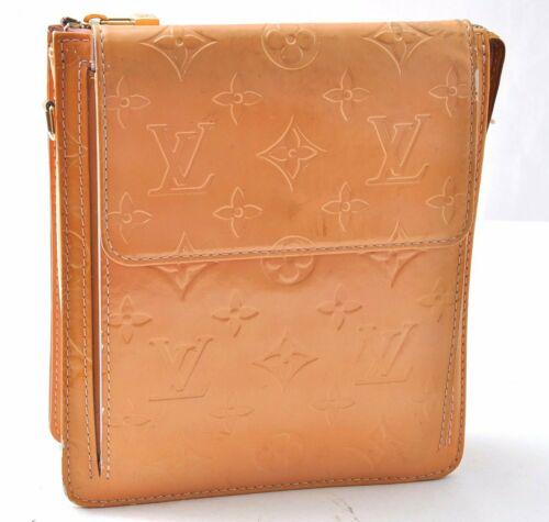 Authentic LOUIS VUITTON Shoulder Bag: Brand: LOUIS VUITTON Model: Shoulder Bag Country of Origin: France Material: Patent Leather Color: Yellow Bag Length: 6.5inches (16.5cm) Bag Height: 7.1inches (18cm) Bag Depth: 1.8inches (4.5cm) All B