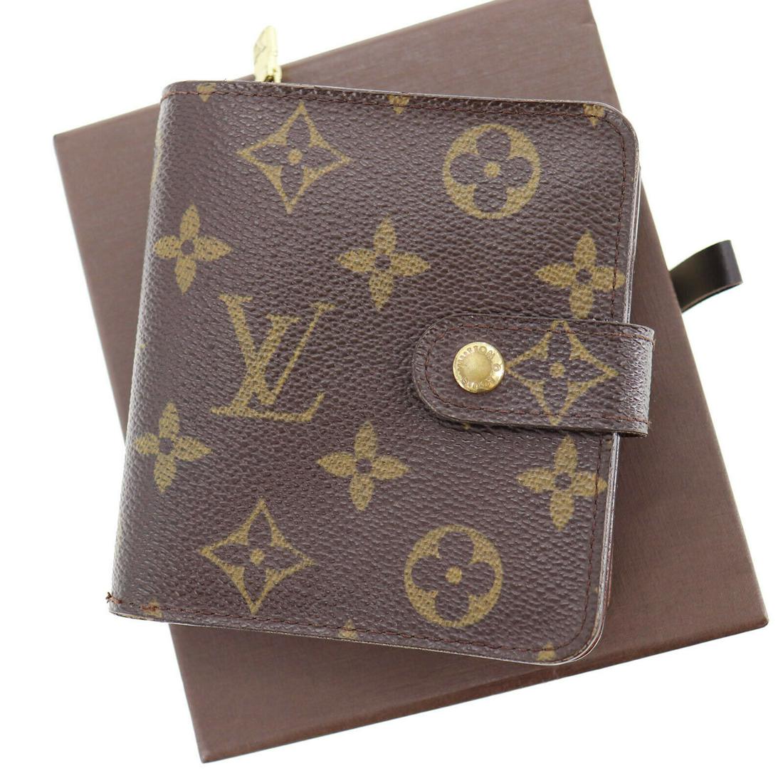 Authentic LOUIS VUITTON Bifold: Brand: LOUIS VUITTON Model: Bifold Country of Origin: France Material: Monogram Canvas Leather Color: Brown All Bidhaus items come with a 100 % money-back authenticity guarantee. ALL SALES ARE FINAL.