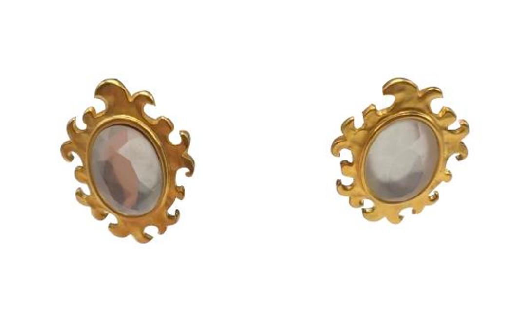 Authentic Karl Lagerfeld Mirror Earrings: Brand: Karl Lagerfeld Material: Gold-plated Style: EarringsPierced Hallmark: "KL" Country of Origin: Germany All Bidhaus items come with a 100% money-back authenticity guarantee. ALL SALES ARE FINAL. 