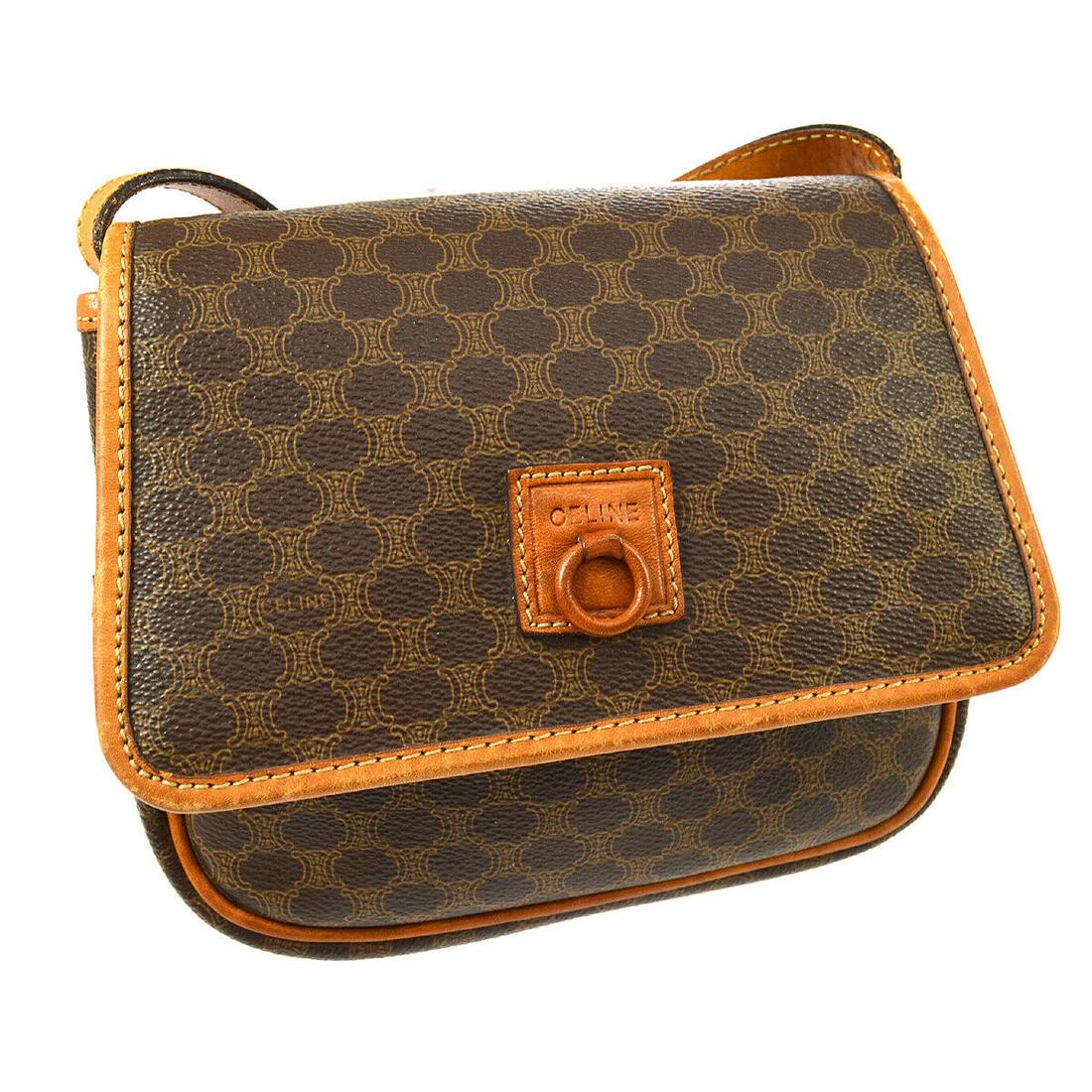 Authentic CELINE Cross Body Shoulder Bag: Brand: CELINE Model: Cross Body Shoulder Bag Country of Origin: Italy Material: Leather Color: Brown Size (Inch): W 7.4x H 6.2x D 1.5" Strap Drop. 22.8- 26.7" Size (CM): W 19.0x H 16.0x D 4.0cm Strap