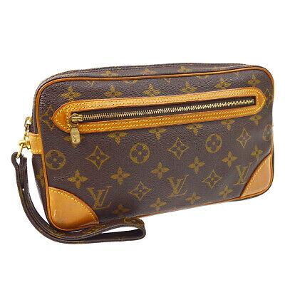 Authentic LOUIS VUITTON Monogram Clutch Bag: Brand: LOUIS VUITTON Model: Monogram Clutch Bag Country of Origin: France Material: Leather Color: Brown Size (Inch): W 10.2 x H 5.9 x D 1.6 " Size (CM): W 26.0 x H 15.0 x D 4.0 cm All Bidhaus items c