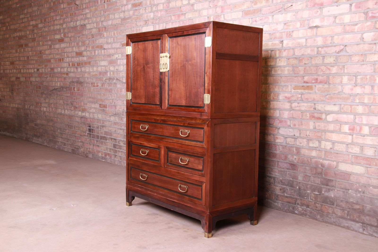 Michael Taylor for Baker Furniture Hollywood Regency: A gorgeous mid-century modern Hollywood Regency Chinoiserie dresser chest By Michael Taylor for Baker Furniture USA Circa 1960s Walnut with ebonized interior and trim and original Asian-inspired brass