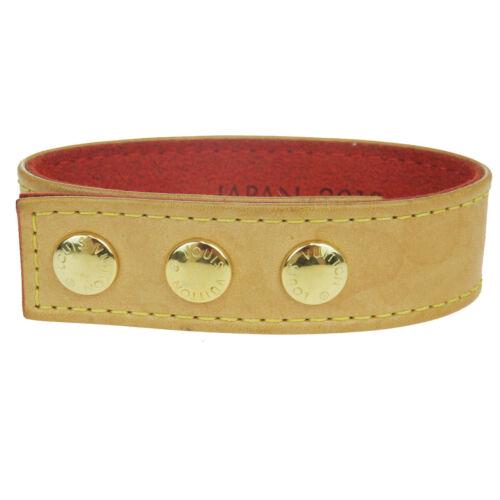 Authentic Louis Vuitton JAPAN 2010 Leather Charm: Brand: Louis Vuitton Country/Region of Manufacture: France UPC: N/A All Bidhaus items come with a 100% money-back authenticity guarantee. ALL SALES ARE FINAL. Please refer to images carefully for cond