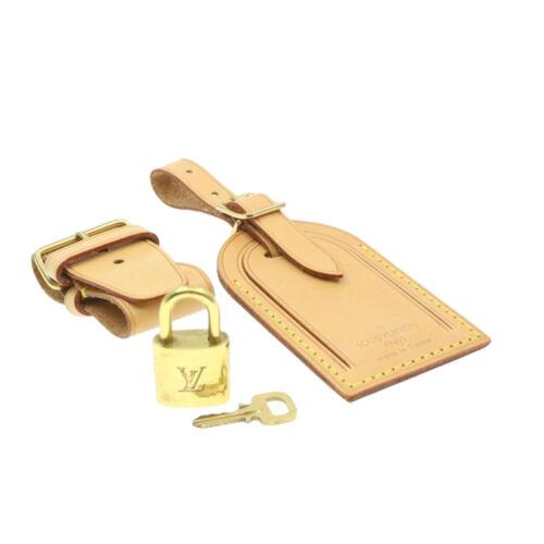 Authentic LOUIS VUITTON Leather Name Tag Powanie: Brand: LOUIS VUITTON Country/Region of Manufacture: France UPC: Does not apply All Bidhaus items come with a 100% money-back authenticity guarantee. ALL SALES ARE FINAL. Please refer to images careful
