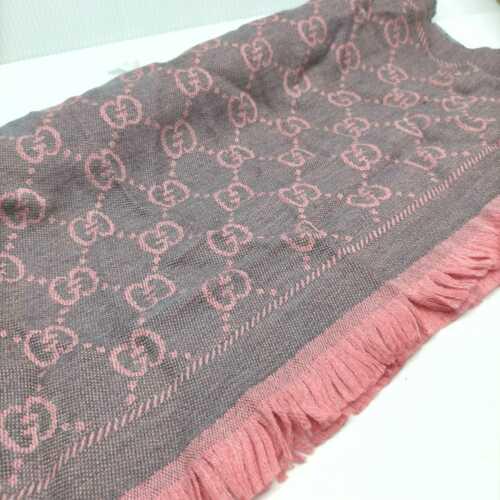 Authentic Gucci StolePinks: Condition: \nPre-owned: An item that has been used or worn previously. See the sellerâ€™s listing for full details and description of any imperfections.\nSee all condition definitions- opens in a