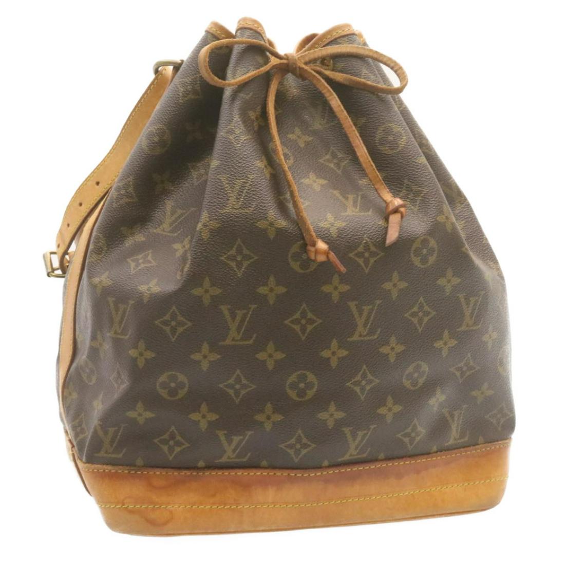 Authentic LOUIS VUITTON Monogram Noe Shoulder Bag LV: Brand: LOUIS VUITTON Style: Shoulder Bag Material: Monogram Canvas Color: Monogram Made In: France Size (Inches): W10 x H13.5 x D7.5"/ Shoulder Strap Length 21.2-26"(Approx) Exterior Condition: Monogr