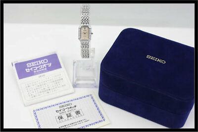 Authentic Seiko Exceline SWDE007 Diamond Bezel Shell: Product Name Seiko Exceline SWDE007 Ladies diamond bezel shell dial Model no SWDE007 Size / Dimensions Case diameter: 22 mm long x 16 mm wide Case thickness: about 5.4 mm Weight: Approximately 35g Arm