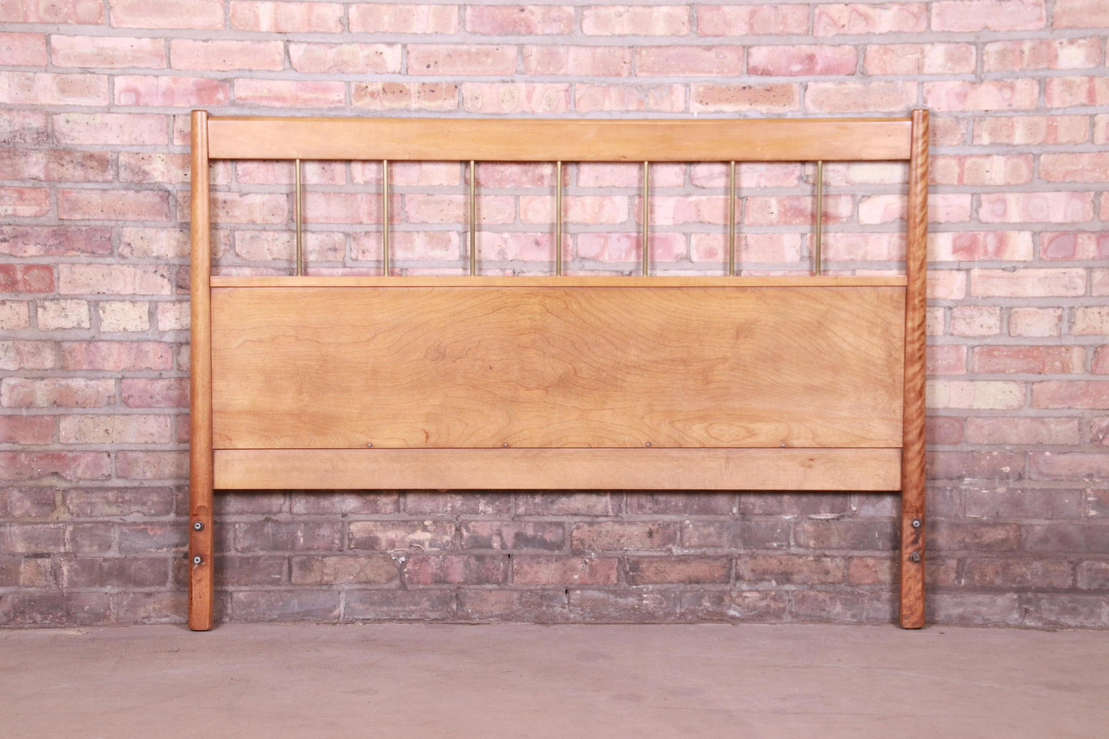 Paul McCobb Planner Group Mid-Century Modern Birch and: Please see Disclaimer for shipping cost estimates. A gorgeous mid-century modern full size headboard By Paul McCobb for Winchendon Furniture "Planner Group" USA 1950s Solid birch with brass spindles.