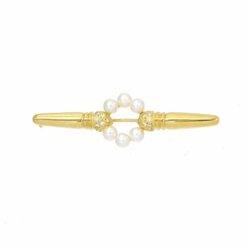 Authentic MIKIMOTO Akoya Pearl 4.1mm Diamond Brooch 18K: This item qualifies for FREE DOMESTIC SHIPPING to customers in the USA Brand: Mikimoto Color: Yellow Gold Style: Pin Brooch Weight: 6.7G(0.23Oz) Material: 18K Engraved: K18 The BIDHAUS Guarantee: Phot