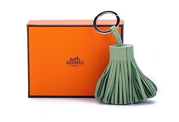 Authentic Hermes Vert Criquet Carmen Keychain BNIB: This item qualifies for FREE DOMESTIC SHIPPING to customers in the USA Condition: New Era: Contemporary; 2000s Dimensions: 4.5" L x 2.8" W Materials: leather metal Color: vert criquet palladium Hermes