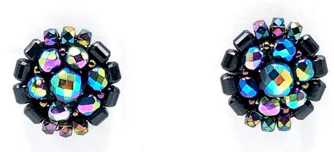Authentic Givenchy Ab Bead Earrings: This item qualifies for FREE DOMESTIC SHIPPING to customers in the USA Brand: Givenchy Style: Earrings Hallmark:: Givenchy Fastening: Category: Earrings Materials: Silver-plated Size: Other Remarks: T
