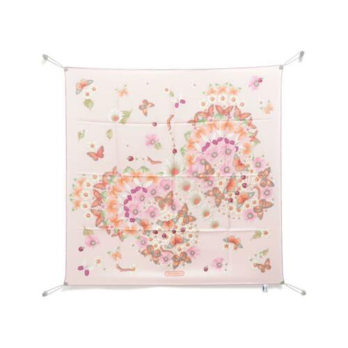 Authentic Salvatore Ferragamo Scarf: This item qualifies for FREE DOMESTIC SHIPPING to customers in the USA Brand: Salvatore Ferragamo Gender: Ladies Style: Scarf Size: W X H : 87Cm X 87Cm Color: Pink Type: Scarf Material: Silk The BIDHA
