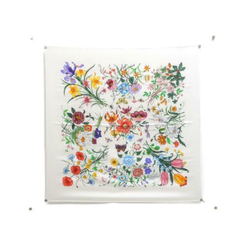 Authentic GUCCI Scarf: This item qualifies for FREE DOMESTIC SHIPPING to customers in the USA Brand: Gucci Gender: Ladies Style: Scarf Size: W X H : 90Cm X 90Cm Color: White Type: Scarf Material: Silk At BIDHAUS our Custome