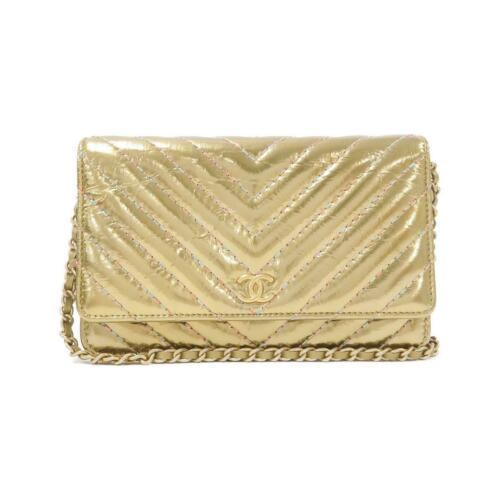 Authentic CHANEL Wallet: This item qualifies for FREE DOMESTIC SHIPPING to customers in the USA Brand: Chanel Gender: Ladies Style: Shoulder Bag Size: W X H X Gusset (W) : 19Cm X 12.5Cm X 4Cm Strap: 126Cm Color: Gold Gold Par