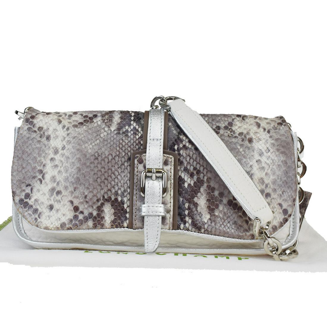 Authentic Longchamp Chain Leather Shoulder Bag Silver: This item qualifies for FREE DOMESTIC SHIPPING to customers in the USA Brand: Longchamp Model: chain Type: Shoulder bag Accessories: Charm, Dust bag Condition: Used (very good) Material: Leather Color