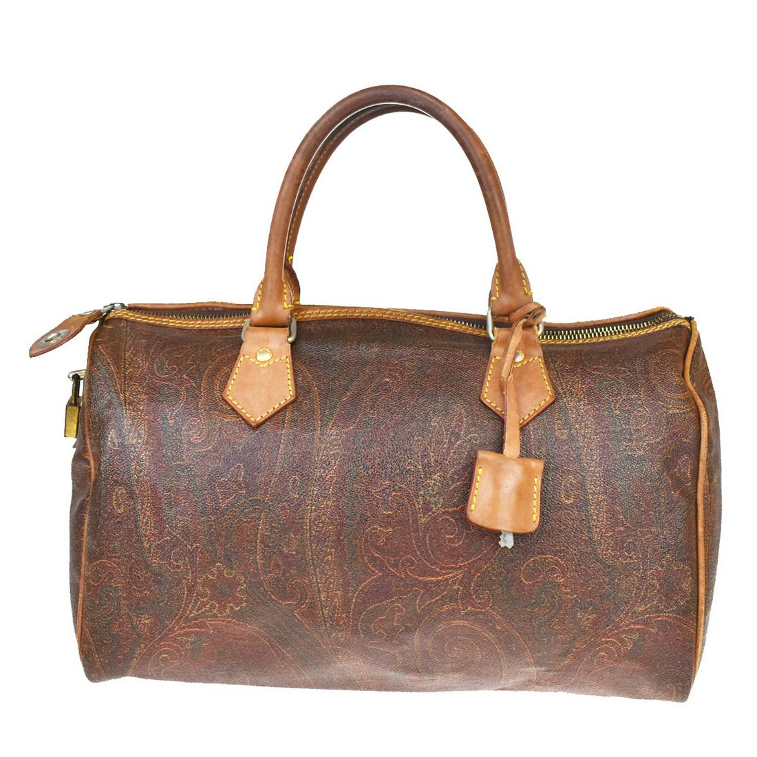 Authentic Etro Paisley PVC,Leather Handbag Bordeaux: Brand: Etro Model: Paisley Type: Handbag Accessories: Padlock Condition: Used (acceptable) Material: PVC ,Leather Color: Bordeaux Size (HxWxD): 19.5cm x 33cm x 16.5cm / 7.67'' x 12.99'' x 6.49'' Seria