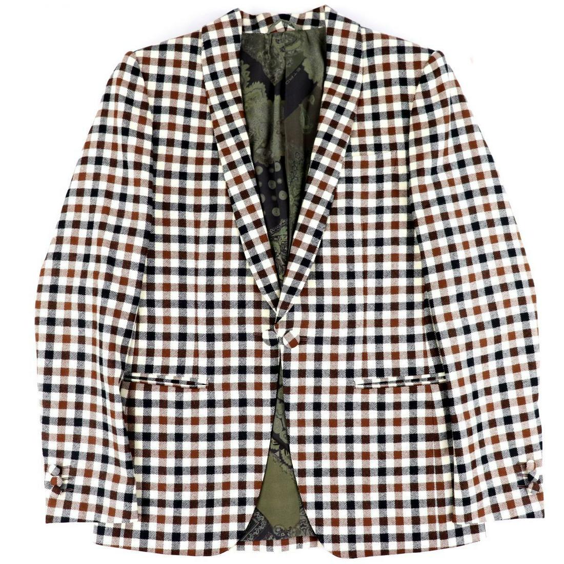 Authentic Etro Wool Tailored Jacket Men's Brown 44: Brand: Etro Model: tailored jacket Type: Jacket Gender: Men Accessories: Spare buttons Condition: Used (very good) Material: Wool Color: Brown Lining: Silk Closure: Buttons Overall Traces of Use: Slig