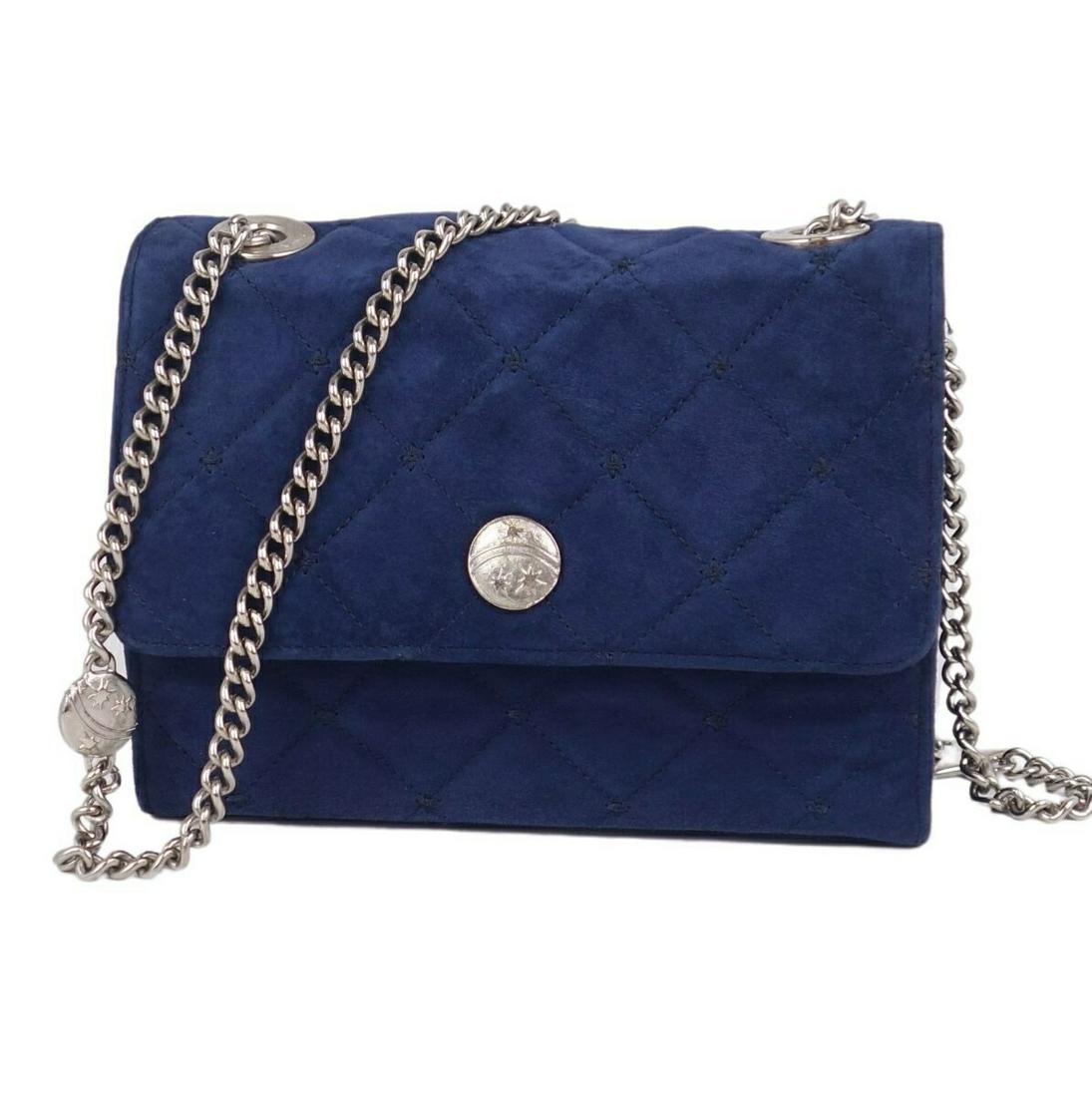 Authentic Escada suede 2Way bag clutch quilted leather: This item qualifies for FREE DOMESTIC SHIPPING to customers in the USA Brand: Escada Type: Clutch bag, Shoulder bag Material: Suede ,Leather Color: Navy Size (HxWxD): 15.5cm x 20cm x 7cm / 6.1'' x 7.8