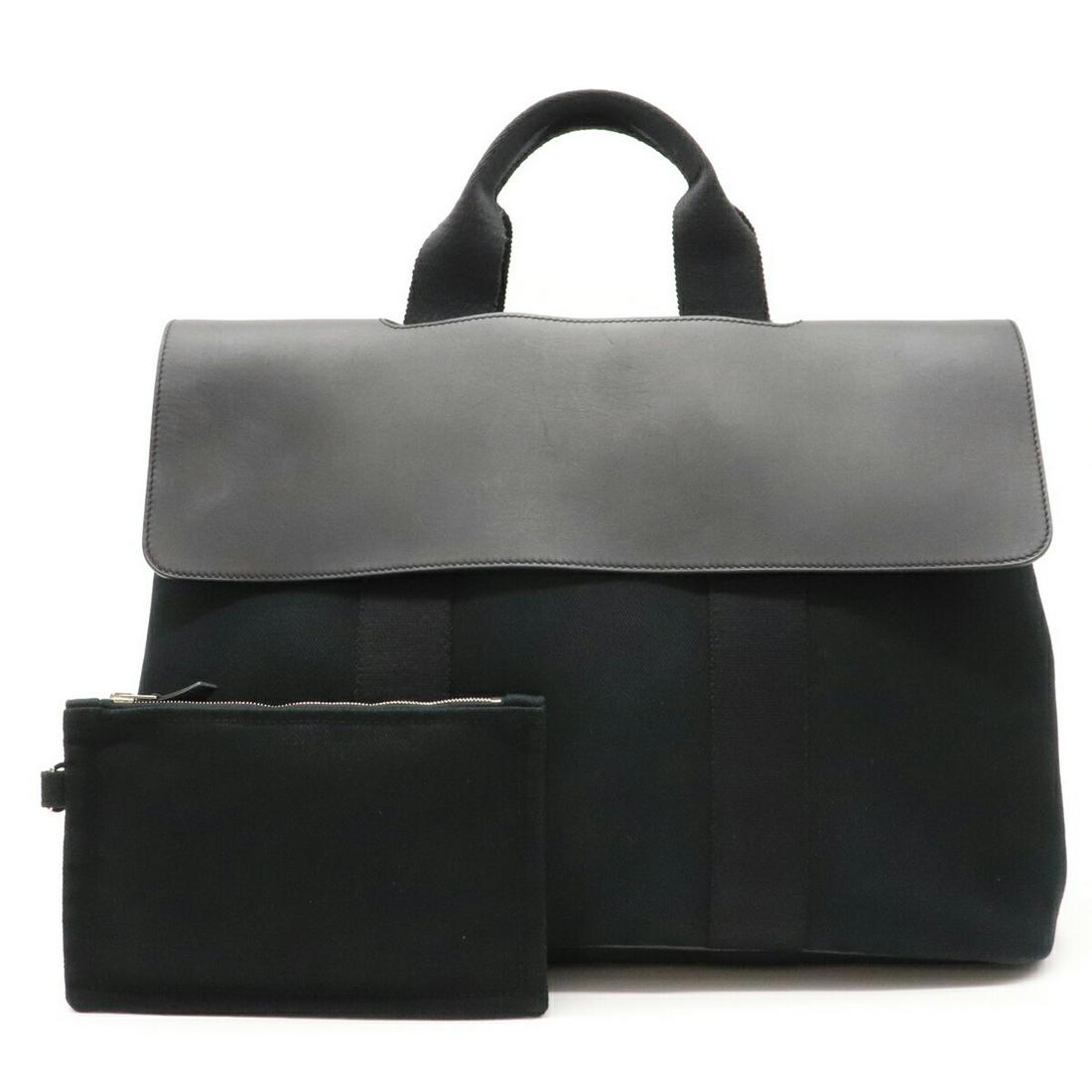 Authentic HERMES Valparaiso GM Handbag Tote Bag Toile: This item qualifies for FREE DOMESTIC SHIPPING to customers in the USA Brand: Hermes Line: Valparaiso Type: Handbag, Tote bag Material: Toile chevron ,Leather Color: Black Size (HxWxD): 28cm x 44cm x 